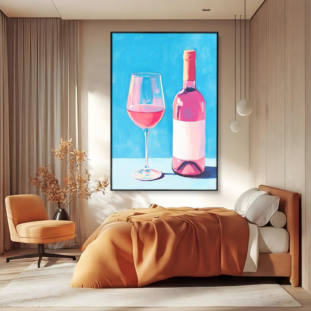 Tablou canvas cu pictura cu sticla de vin rose si pahar, in rama de aluminiu negru, pe perete intr-un dormitor